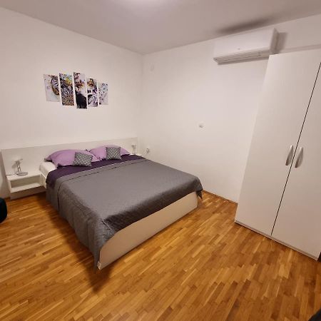 Maki Lejlighed Pula Eksteriør billede